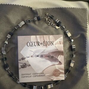 COEUR DE LION Authentic NEVER WORN geocube cobalt blue necklace
